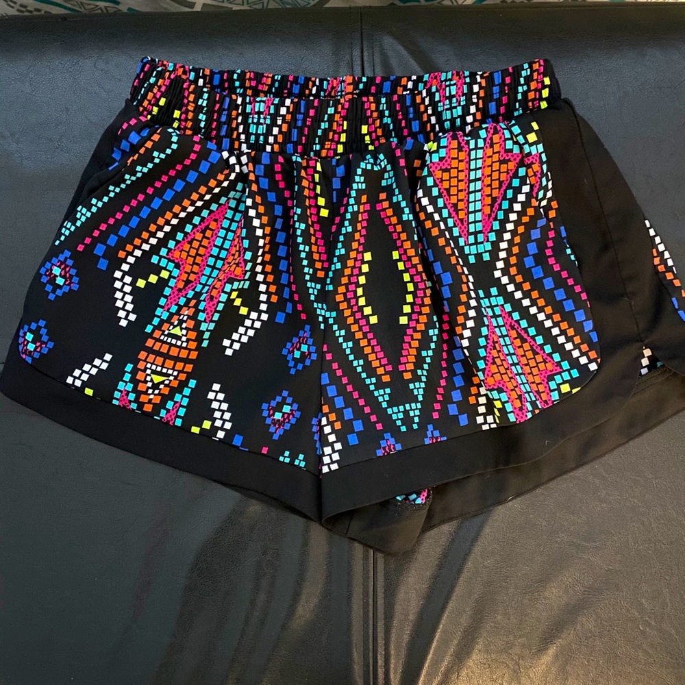 Patterned shorts